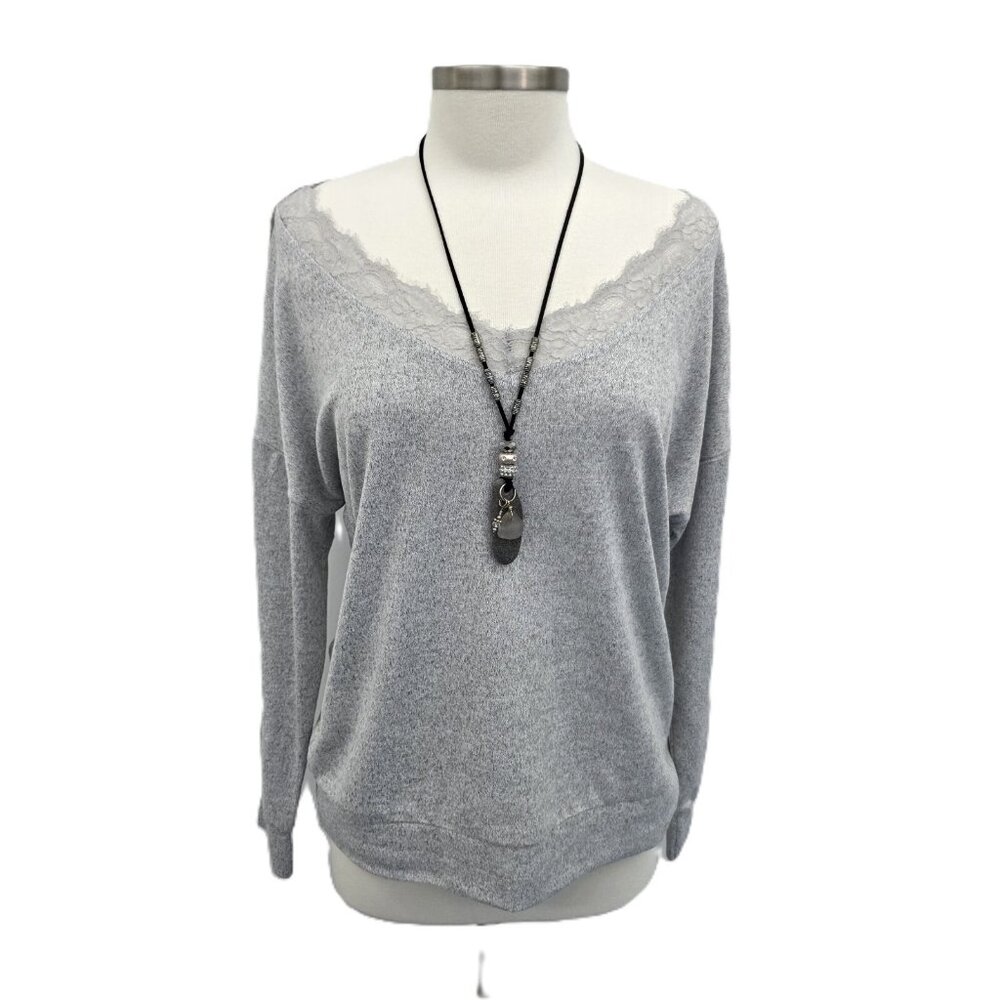 Womens 89th & Madison Gray Soft V-Neck Long Sleeve Sweater Top w/Lace Neckline